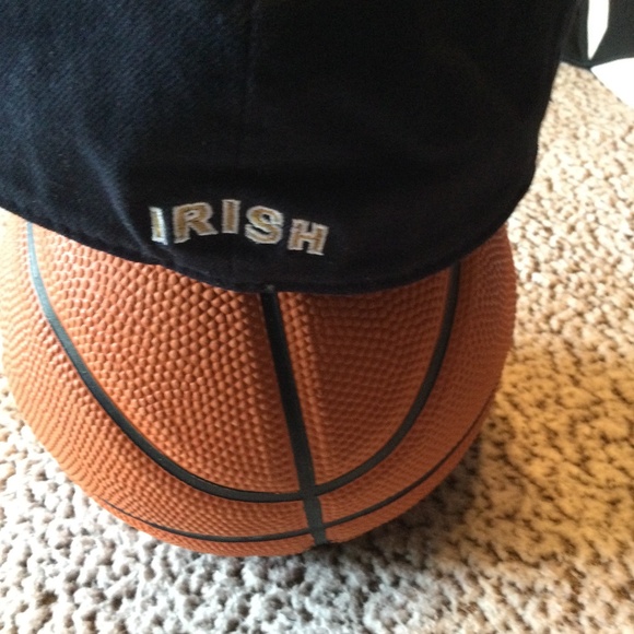 University of Notre Dame Hat/Cap - Picture 3 of 6
